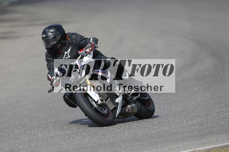 /37 09.08.2026  Pluess Motosport ADR/Einsteiger/unklar